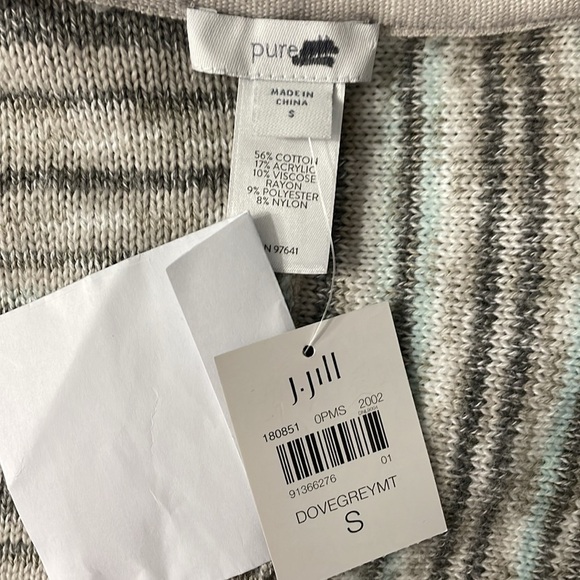 J.Jill Dovegrey Three Button Sweater - Picture 5 of 6